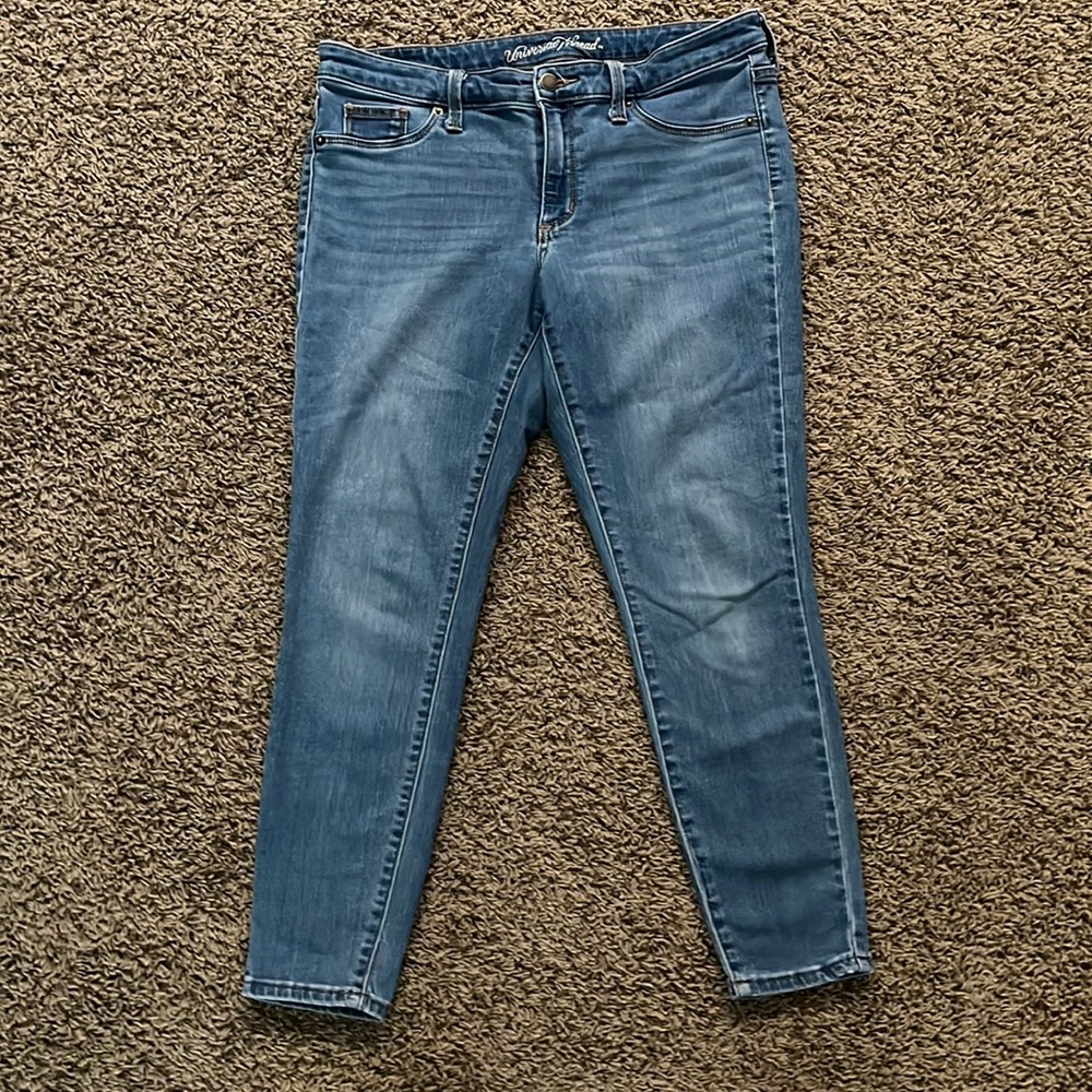 Women’s universal thread denim jeans size10